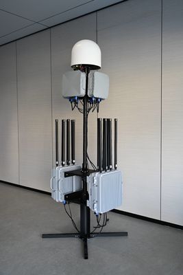 주문 70M-6Ghz 고정 안티 드론 기술과 10KM 방해 거리 온라인 제조