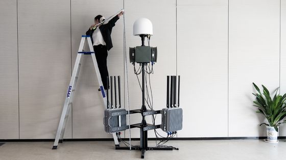 주문 전체 대역 70MHz-6GHz 고정 드론 탐지 및 방해 장치 1N 슈퍼 간섭 10km 탐지 및 3km 방해 거리가 온라인 제조